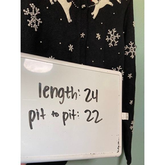Vintage Women's Holiday Christmas Reindeer‎ and Snowflake Black Sweater Small - Picture 11 of 11